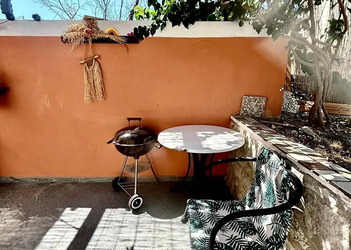شقة Traditional Corfiot House Perivólion