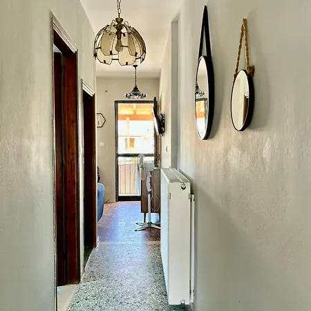 Traditional Corfiot House * Perivólion