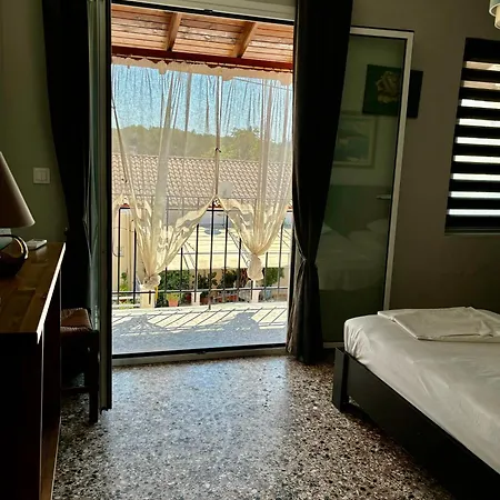 Traditional Corfiot House Apartment