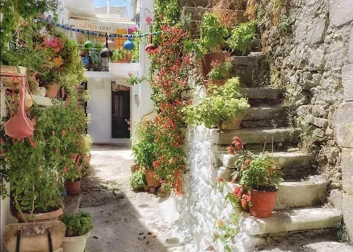 Traditional Corfiot House * Perivólion